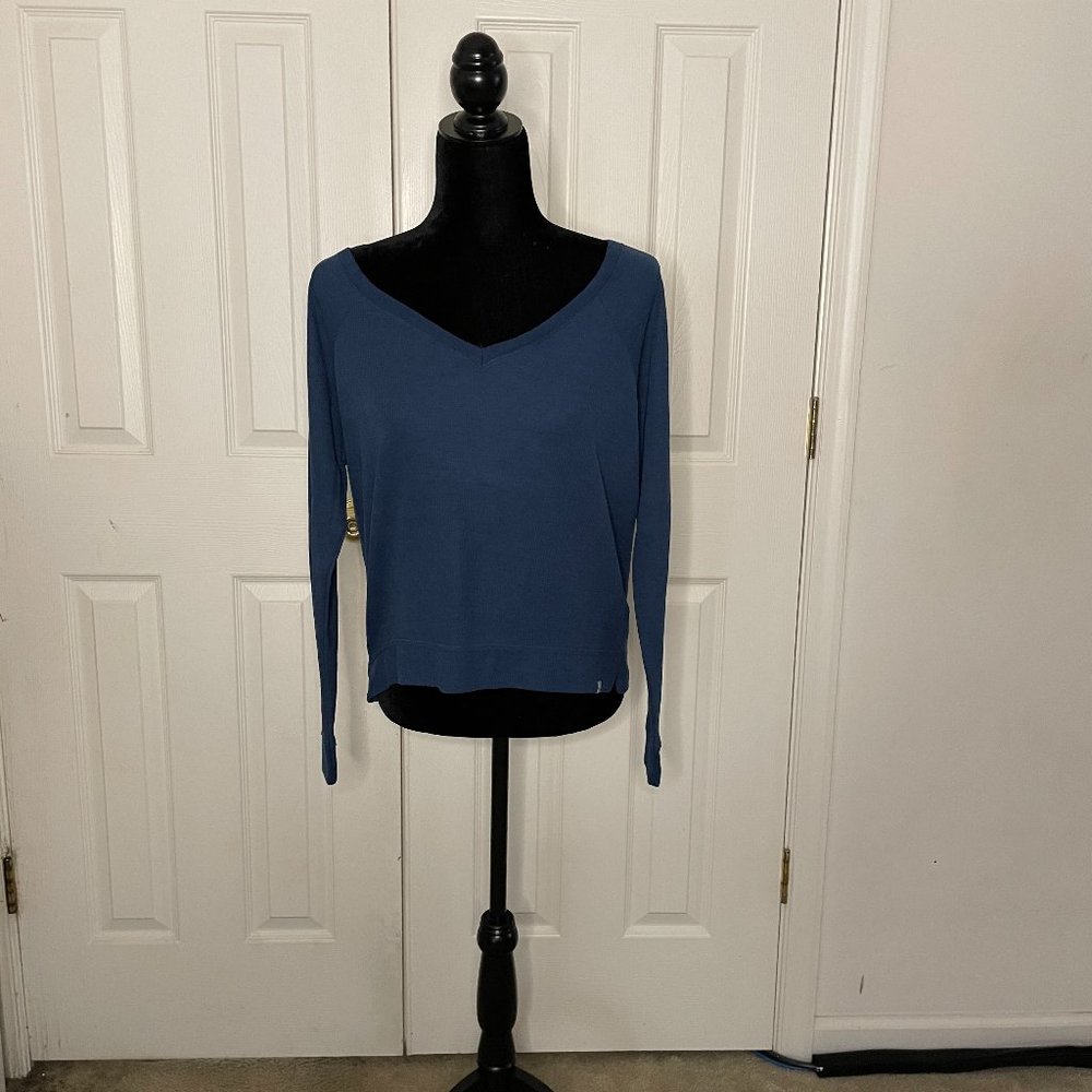 Abercrombie and Fitch Long Sleeve Scoop Neck Shirt